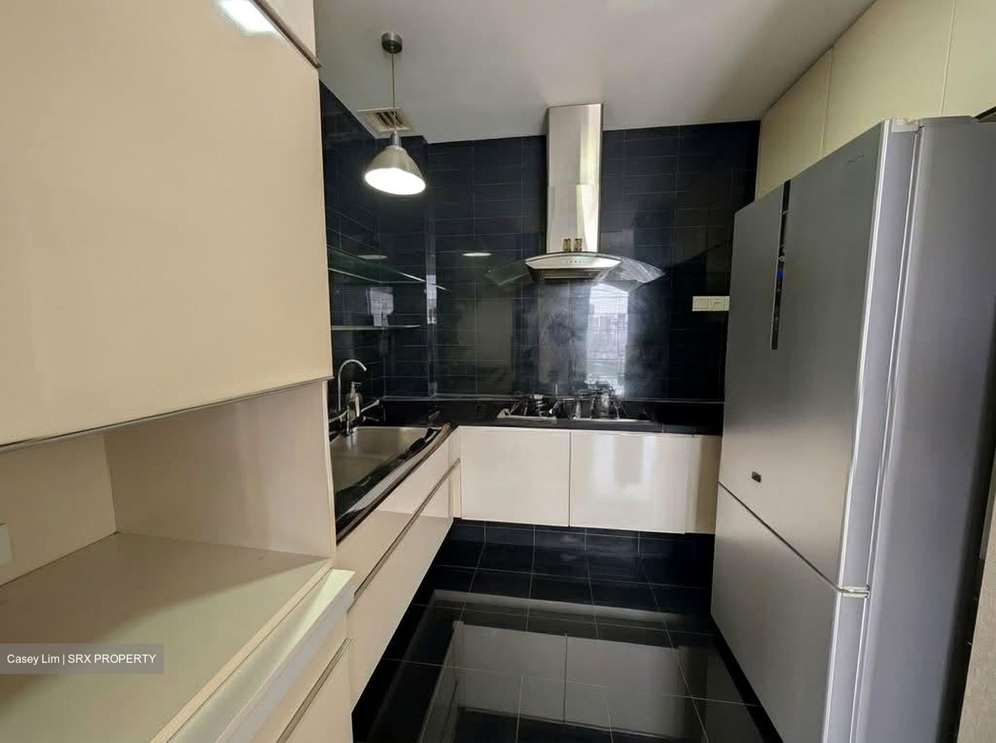 Studio 3 (D10), Apartment #545408031